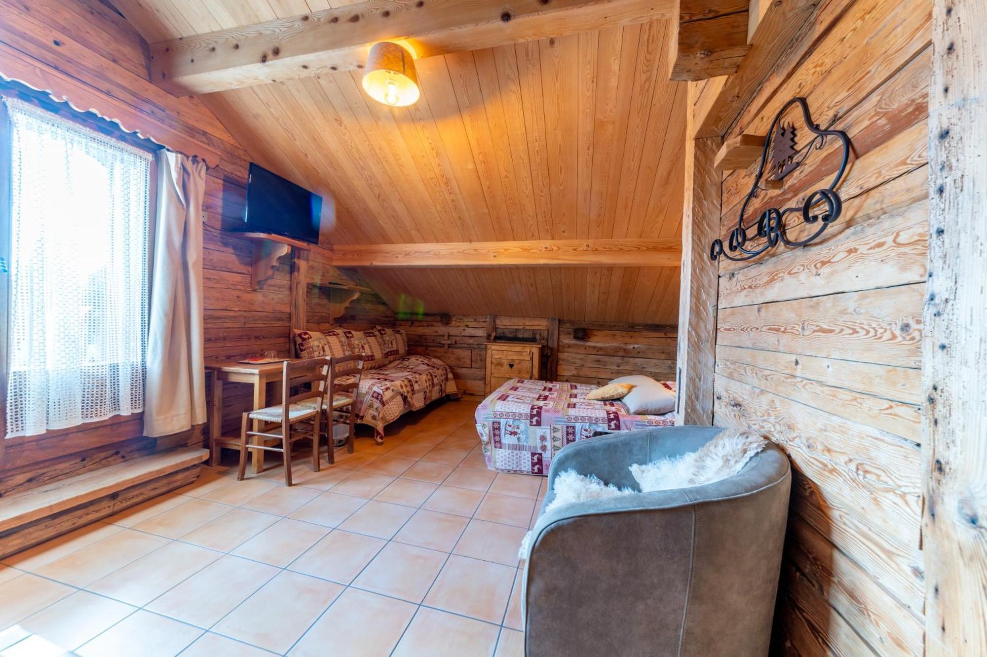 La Vieille Ferme Hotel Manigod Bagian luar foto